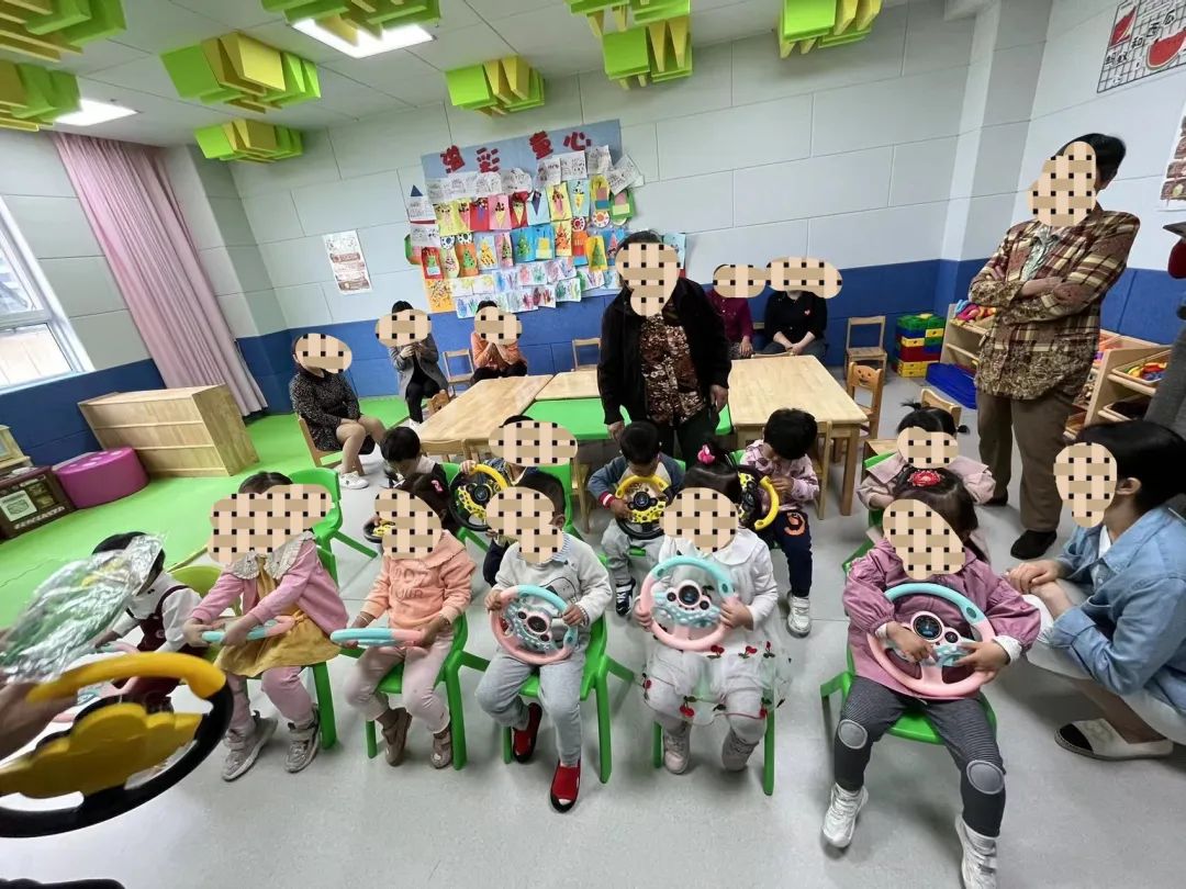 解决父母后顾之忧!针对2-3岁幼儿,泸州市人医亲子园暑期班开始招生啦!(图4) 2.jpg