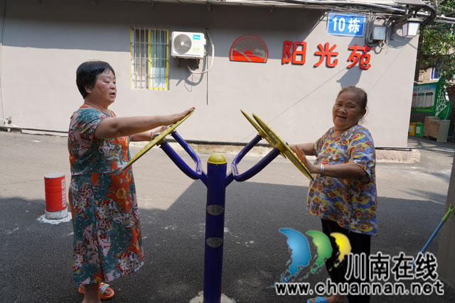 龙马潭区小市街道:回家路不再打滑(图3) 3.jpg