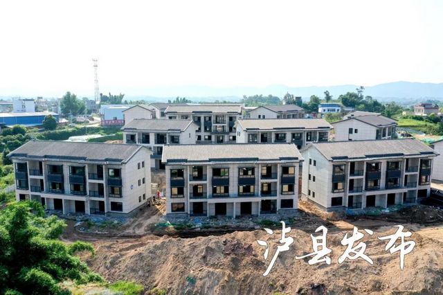 恢复重建丨108户!泸县这个聚居点喜分新房(图10) nEO_IMG_10.jpg