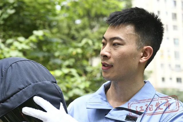 泸州:来自40℃+的“烤”验,致敬高温下的坚守!(图2) 2.jpg