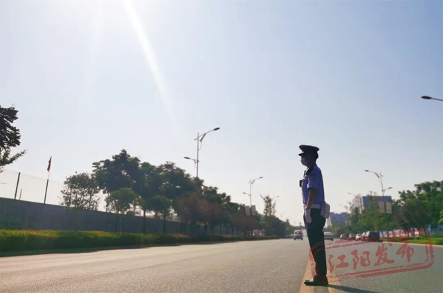 泸州:来自40℃+的“烤”验,致敬高温下的坚守!(图12) 12.jpg