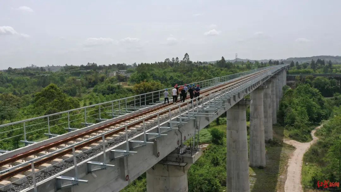 6年建设,内江境内这条新铁路年底通车(图1) 1.jpg