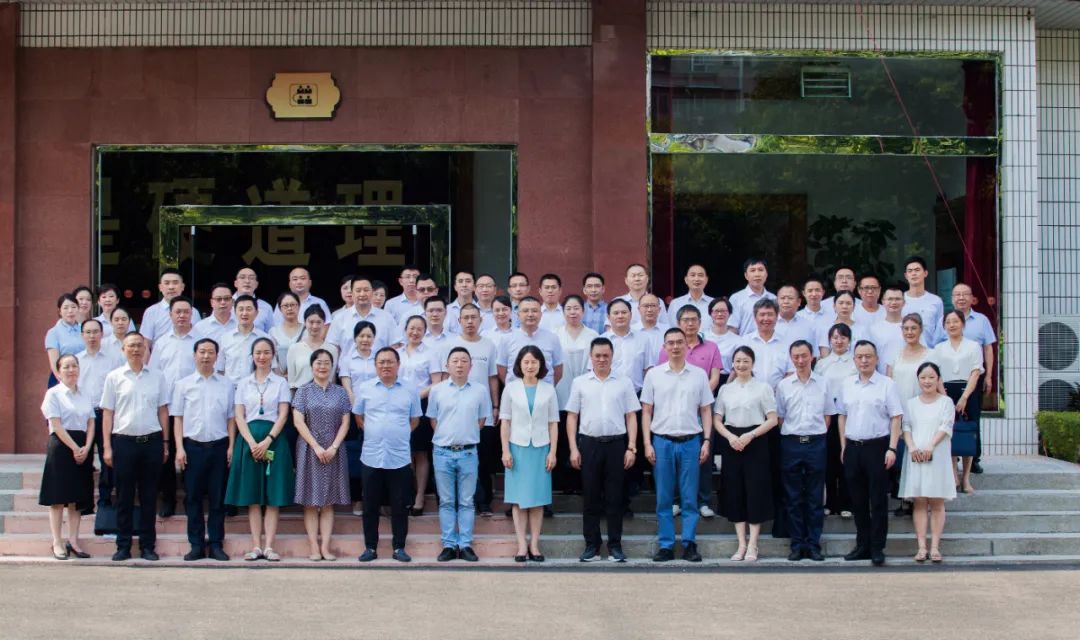 曾妍当选泸州市医学会会长(图5) 5.jpg