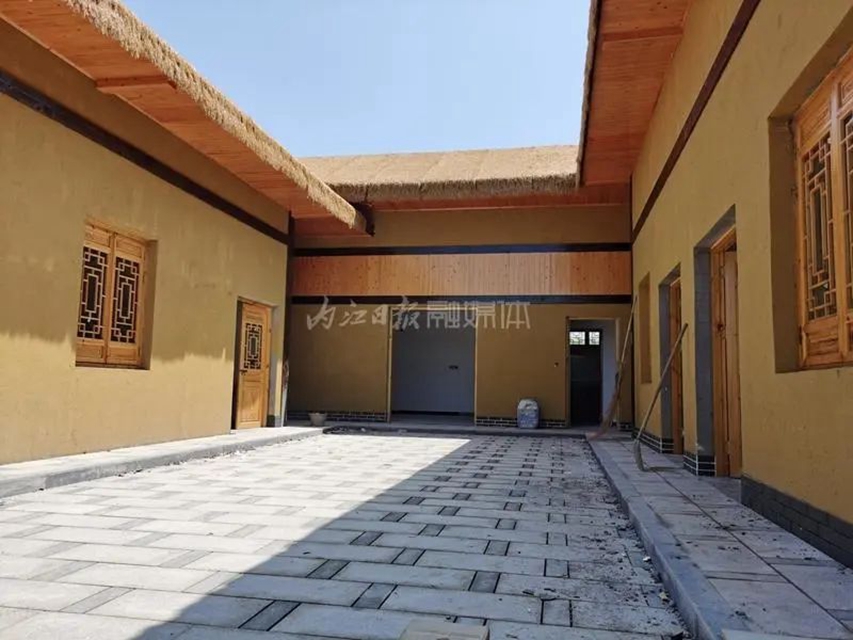 稀奇!内江这处山顶上发现几座“太空舱”(图3) 太空3.jpg