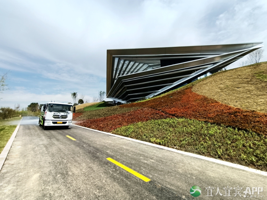 动向未来丨“钻石”在山间镶嵌 “宜宾速度”再次耀眼(图1) 1.jpg