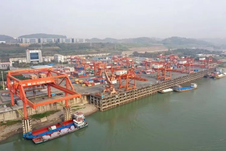 动力电池城市“争夺战”:四川宜宾如何“突围”?(图6) 6.jpg