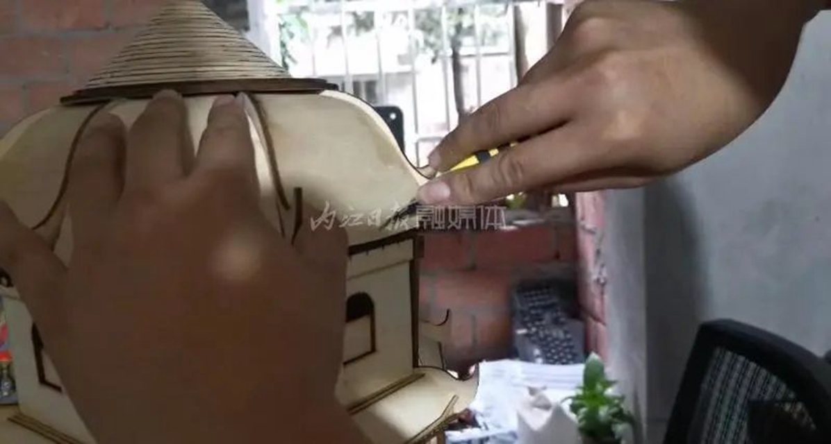 全手工打造!内江又来一座“三元塔”(图2) 2.jpg