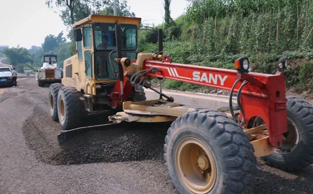 日夜施工!合牛路(牛滩至得胜段)预计8月底实现通车(图5) 5.jpg