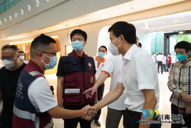跨半个中国|西南医大附院牵头,泸州市援海南核酸检测队逆行出征!(图8) 微信图片_20220809083201.jpg