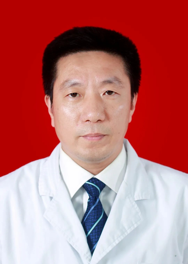 【痛心】8岁男童游泳池溺亡,水面挣扎一分多钟……(图1) 水1.jpg