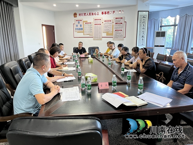 泸县乡贤捐资助学 圆梦行动传递温暖(图3) 42c265bdb7f02fc305ef737f8b7ab45.jpg