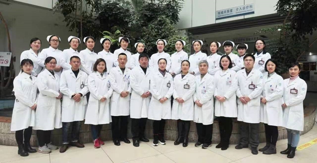 【警惕】通宵追剧,24岁女子差点瞎了(图8) 8.jpg