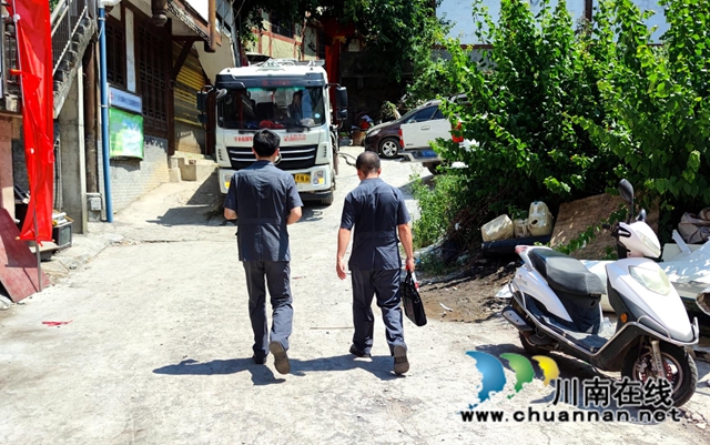 民心守护|图说古蔺县法院干警酷暑下的坚守(图2) 2.jpg