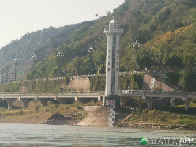 超20天无雨!长江宜宾站出现“汛期反枯”!(图1) 1.jpg