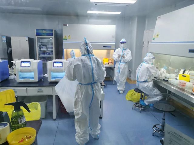 【抗疫决战】守卫健康的战场,西南医大附院人从不缺席!(图9) nEO_IMG_9.jpg