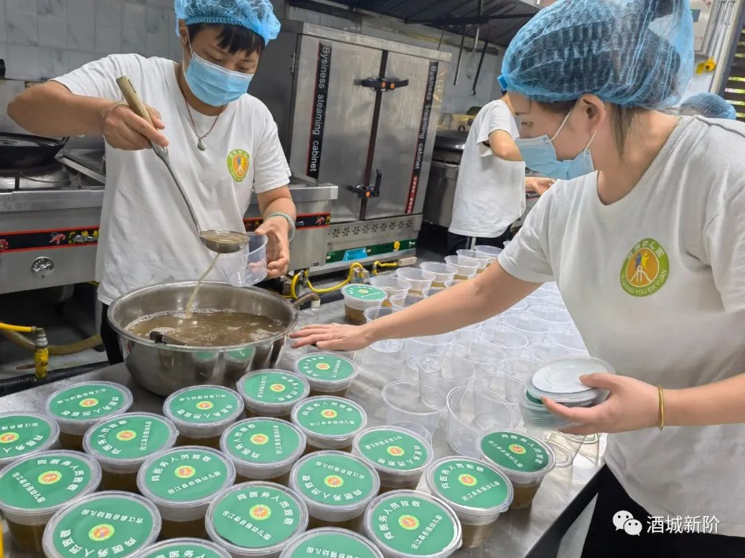 共克时艰 泸州市新阶人士在行动(图9) 9.jpg