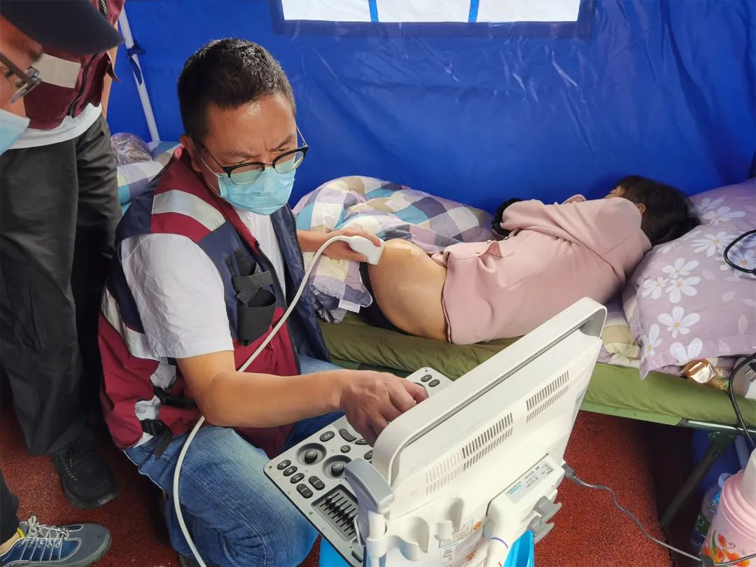 星夜驰援震区后,这么多天他们是怎么过的?(图8) 8.jpg