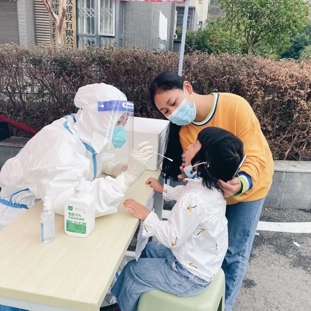 【战“疫”记录】义无反顾,奔赴一线:这就是天使的模样!(图31) 31.jpg