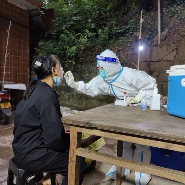 【战“疫”记录】义无反顾,奔赴一线:这就是天使的模样!(图32) 32.jpg