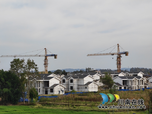 泸县:弘扬救灾精神,重建美好家园(图5) 玉蟾街道水竹林灾后新村(曾佐然摄).jpg