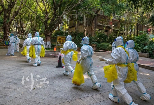 安静的战斗丨直击泸州主城区高风险小区战疫一线