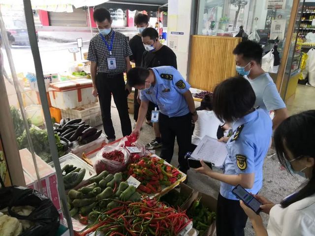 泸州:闻令而动、决战决胜,闪耀在战“疫”一线的“市监蓝”!(图8) nEO_IMG_8.jpg