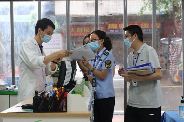 泸州:闻令而动、决战决胜,闪耀在战“疫”一线的“市监蓝”!(图15) nEO_IMG_14.jpg