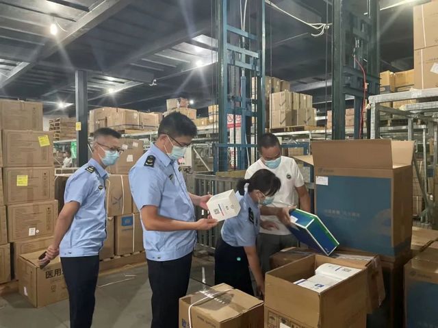 泸州:闻令而动、决战决胜,闪耀在战“疫”一线的“市监蓝”!(图17) nEO_IMG_16.jpg