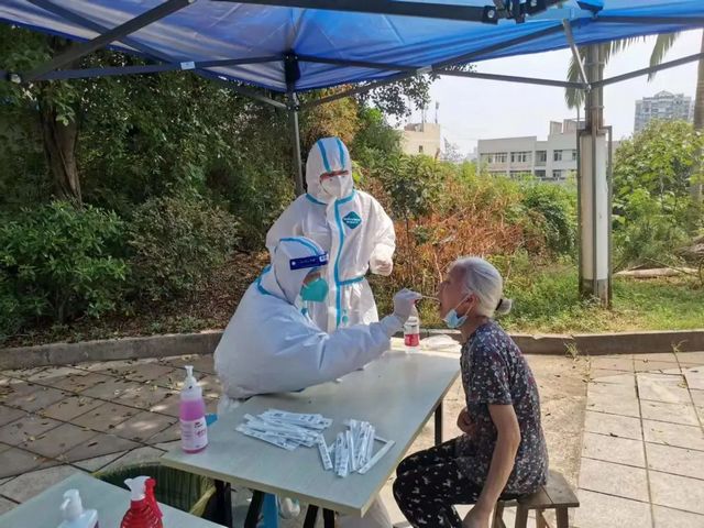 泸州:闻令而动、决战决胜,闪耀在战“疫”一线的“市监蓝”!(图32) nEO_IMG_34.jpg