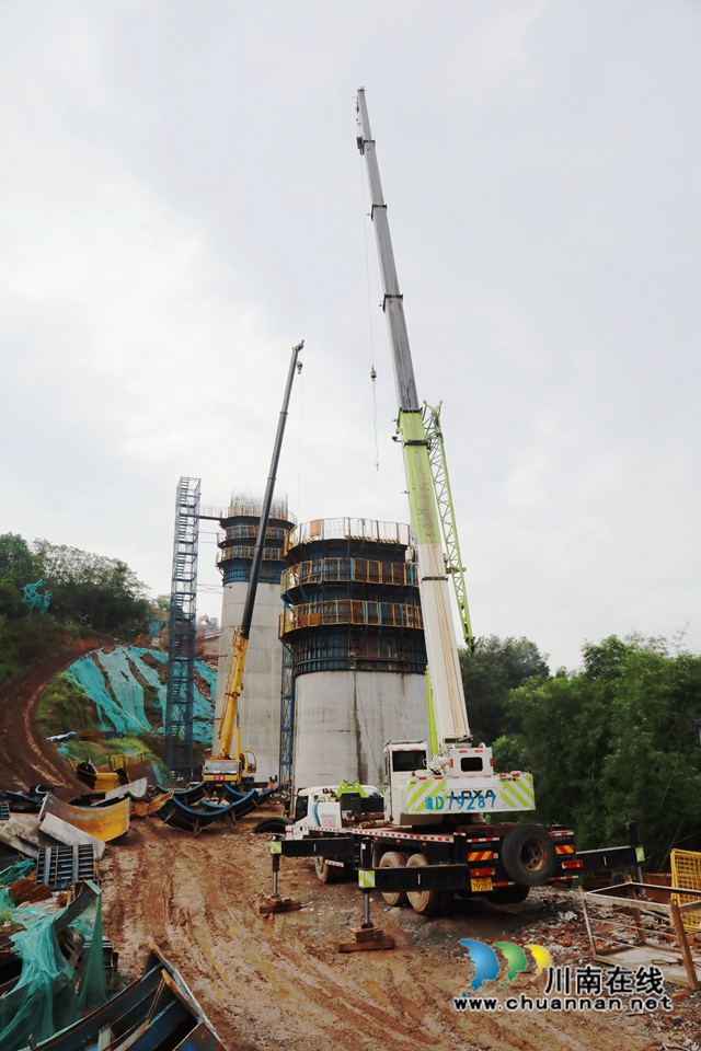 龙马潭：隆黄铁路泸州沱江铁路特大桥项目抢抓工期，确保完成全年项目建设目标