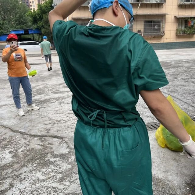 全员出击、多线作战!这是泸州市人民医院的“战疫”答案(图3) nEO_IMG_3.jpg