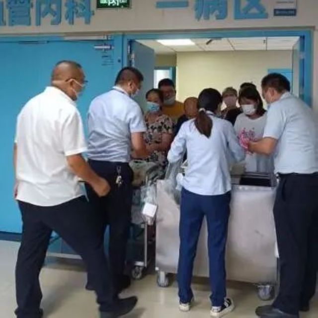 全员出击、多线作战!这是泸州市人民医院的“战疫”答案(图29) nEO_IMG_29.jpg