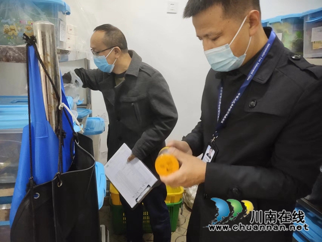 泸县云龙镇开展秋季学校食品安全大检查(图1) $}QD%$OHOIRD9{OW$KLB)(R.jpg