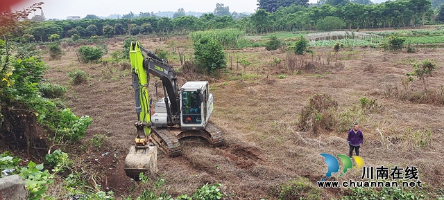 漕溪村撂荒地整治现场.jpg