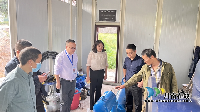 检查提灌站建设情况.jpg