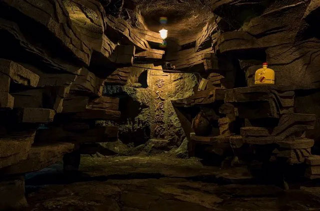 见证沈酒品质丨24代“世守勿替”固态酿造工艺 历久弥坚