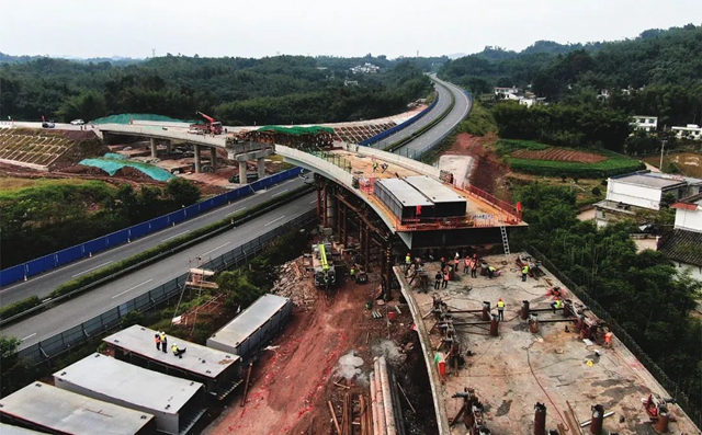 预计年底通车!宜威高速长宁段建设进展来啦!(图3) 3.jpg