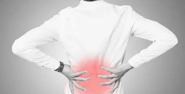 【警惕】身高变矮？当心……