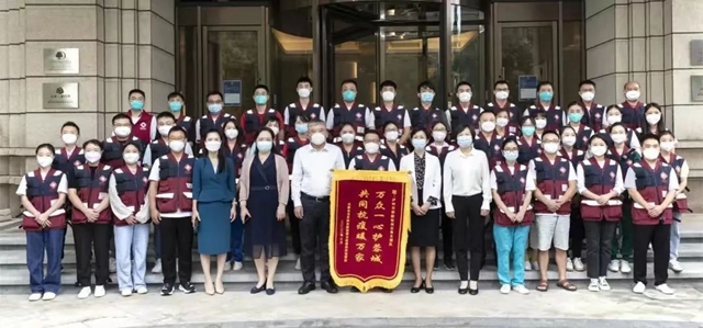 西南医大附院:多方点赞!感谢信、锦旗纷至沓来!(图4) 4.jpg