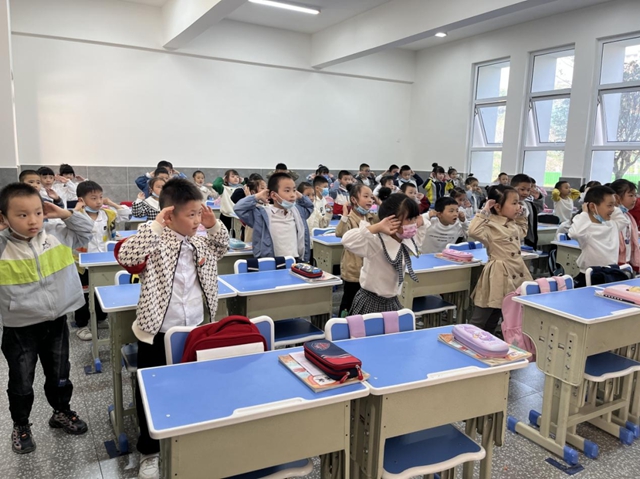 名人名字命名、2300多个学位!内江这里两所新学校投用(图3) 3.jpg