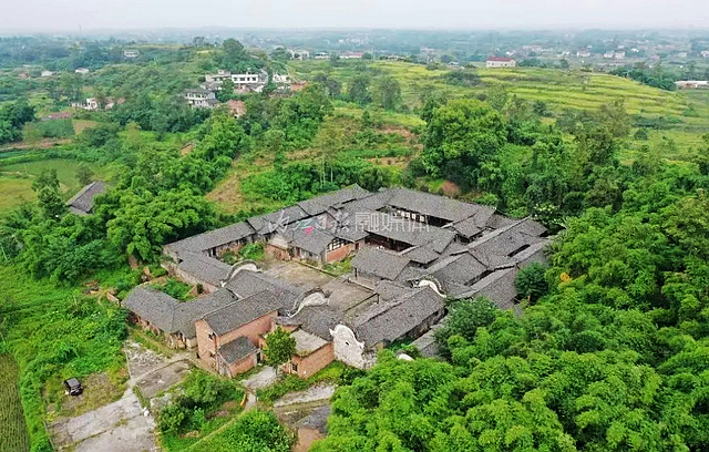 保留着成片的清朝建筑!隆昌这个村正向全国公示——(图2) nEO_IMG_22.jpg