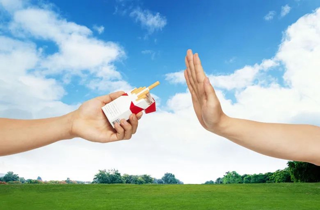 涨知识 | 不吸烟也会得肺癌？40+人群最好每年一次筛查！