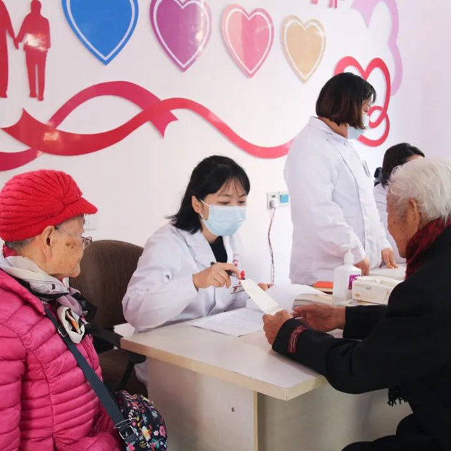 【医养结合】龙马中医入驻中颐养老院,让300多名老人就医不再难!(图1) 1.jpg