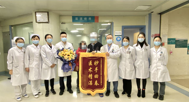 三次骨髓移植重建“造血” 19岁少年重获新生