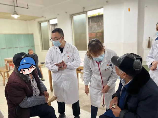 龙马潭区中医医院:健康服务到金龙,依托养老开新篇(图4) 4.jpg