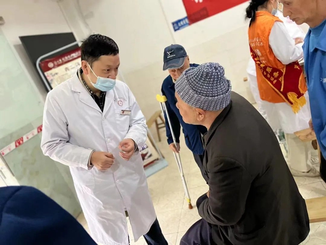 龙马潭区中医医院:健康服务到金龙,依托养老开新篇(图3) 3.jpg