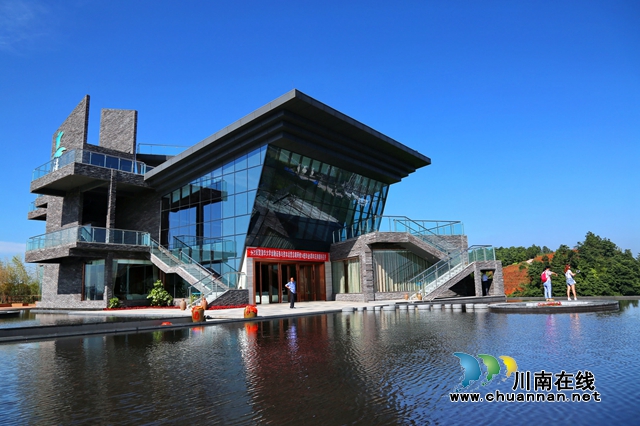 顺城和酒庄   杨涛摄.jpg