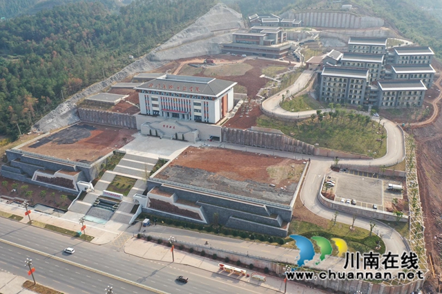 四川长征干部学院泸州四渡赤水分院古蔺教学点暨县委党校新校区建成投用(图3) 3.jpg