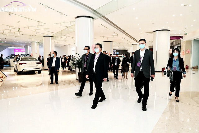 成功获得授牌、新签约近20家车商!川南新能源汽车城进入高速发展通道(图14) nEO_IMG_14.jpg