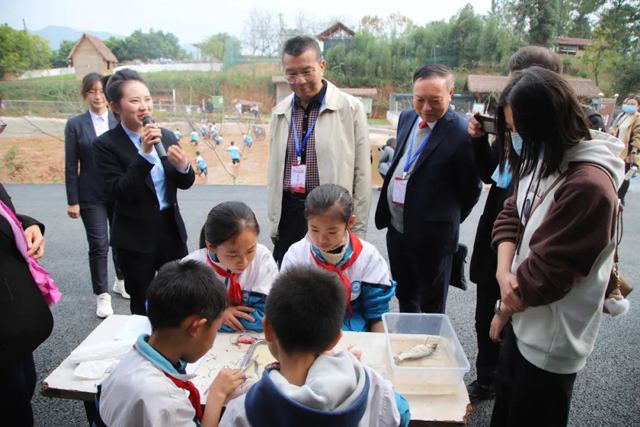 四川省第三届“立德树人”优秀实践创新案例展示活动在泸州启动(图7) 7-1.jpg